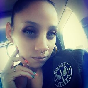 Meet your Posher, Lydia